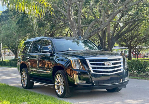 2018 Cadillac Escalade Luxury