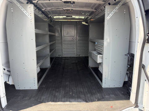 2021 Chevrolet Express 2500