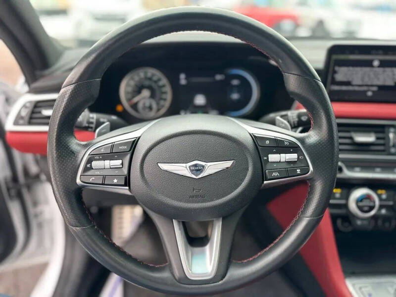 2023 Genesis G70