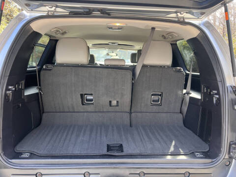 2015 Toyota Sequoia SR5