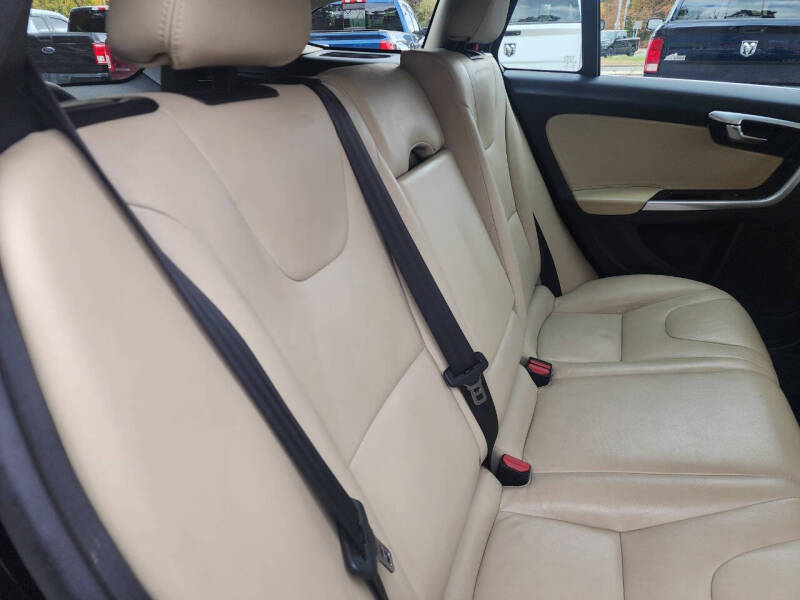 2017 Volvo V60 T5 Premier