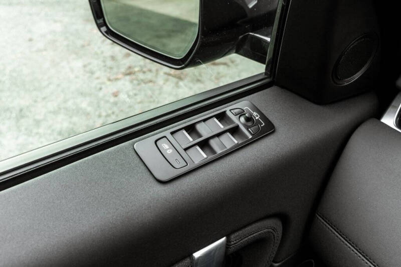 2023 Land Rover Discovery Sport P250 SE