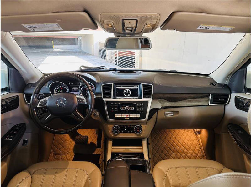 2014 Mercedes-Benz GL-Class GL450 photo 32