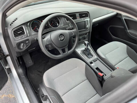 2016 Volkswagen e-Golf SE