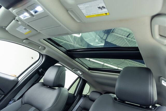 2023 Mazda CX-50 2.5 S Preferred Plus