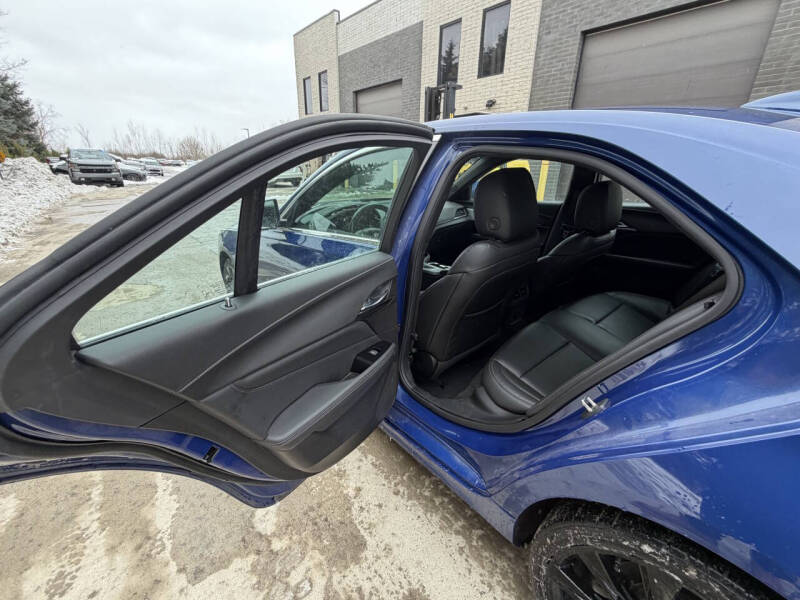 2023 Cadillac CT4 Luxury