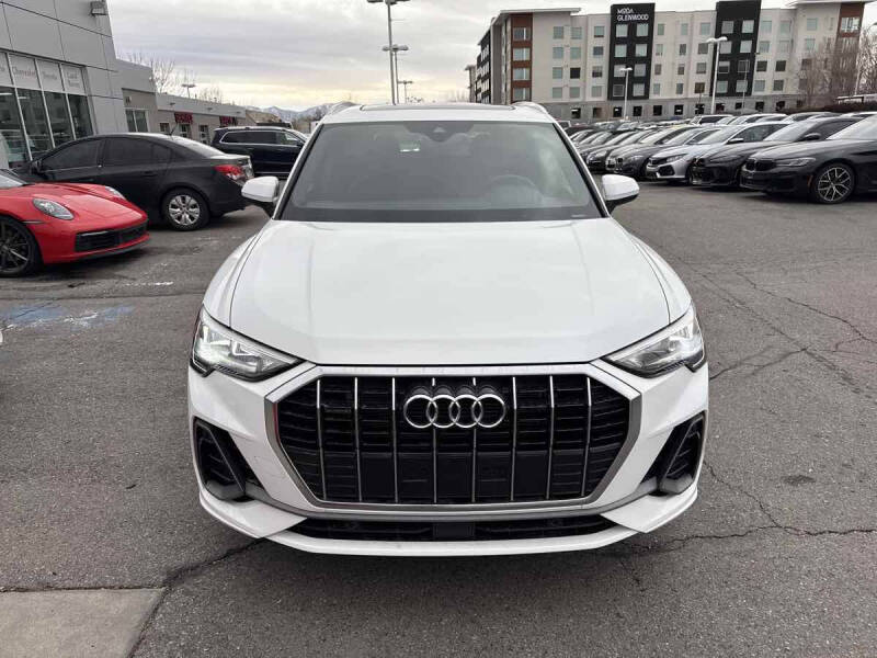2022 Audi Q3 quattro S line Premium 45 TFSI