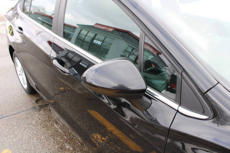 2018 Chevrolet Cruze LT Auto