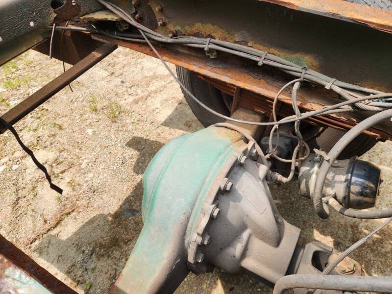 2006 Freightliner M2 106