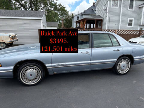 1995 Buick Park Avenue for sale at E & A Auto Sales in Warren OH