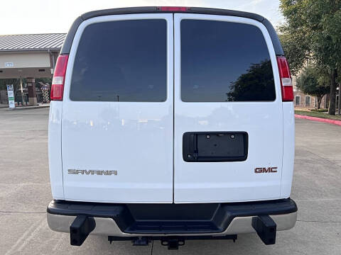 2019 GMC Savana 2500