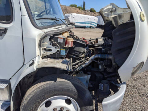 2018 Freightliner M2 106