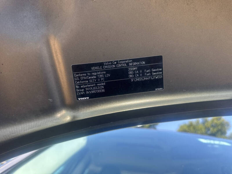 2009 Volvo V70 3.2