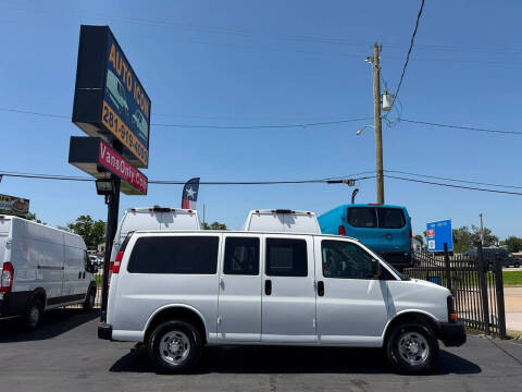 2016 Chevrolet Express LS 2500