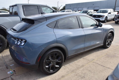 2024 Ford Mustang Mach-E Select