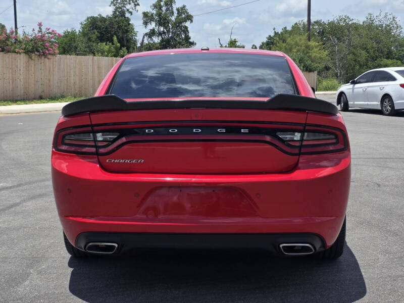 2019 Dodge Charger SXT