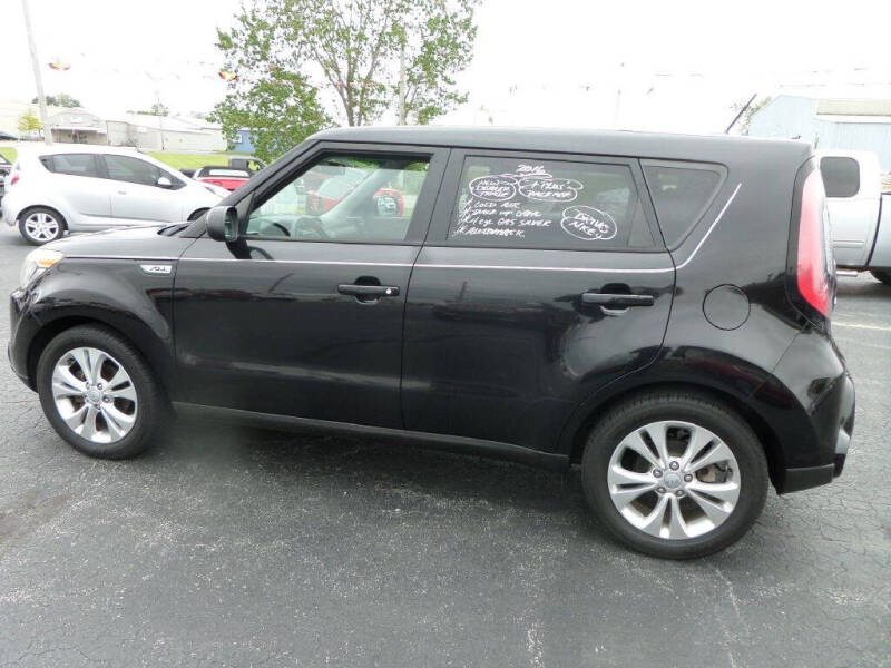 2016 Kia Soul +