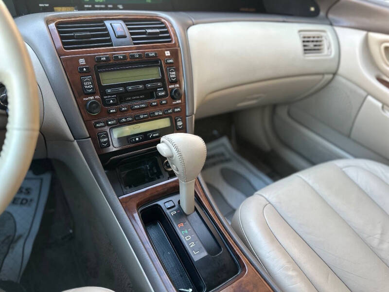 2001 Toyota Avalon XLS
