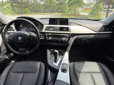 2016 BMW 3 Series 320i