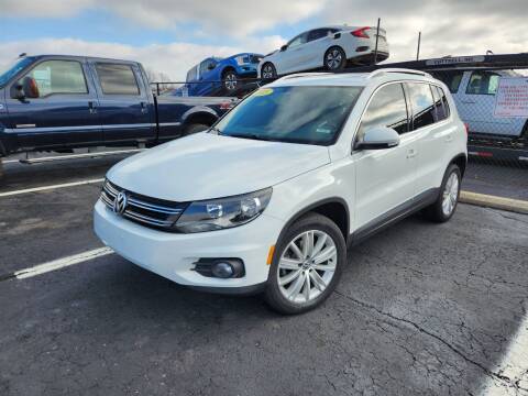 2015 Volkswagen Tiguan for sale at AUTO AND PARTS LOCATOR CO. in Carmel IN