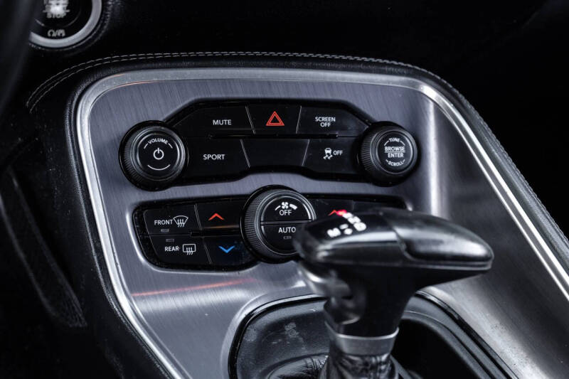 2017 Dodge Challenger