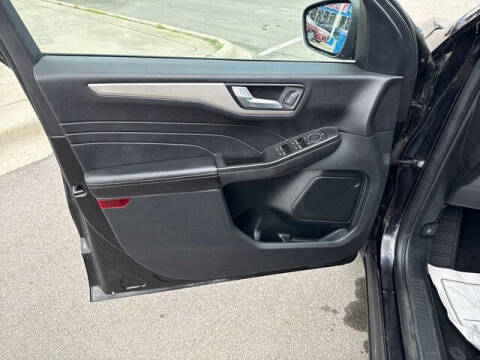 2021 Ford Escape SEL