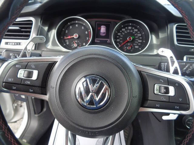 2015 Volkswagen Golf GTI SE