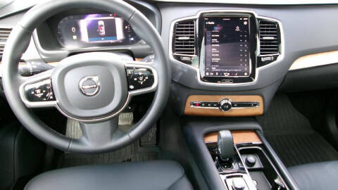 2024 Volvo XC90 B6 Plus Bright Theme 7P