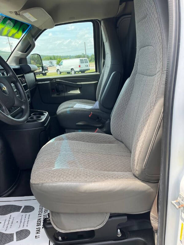 2018 Chevrolet Express 2500