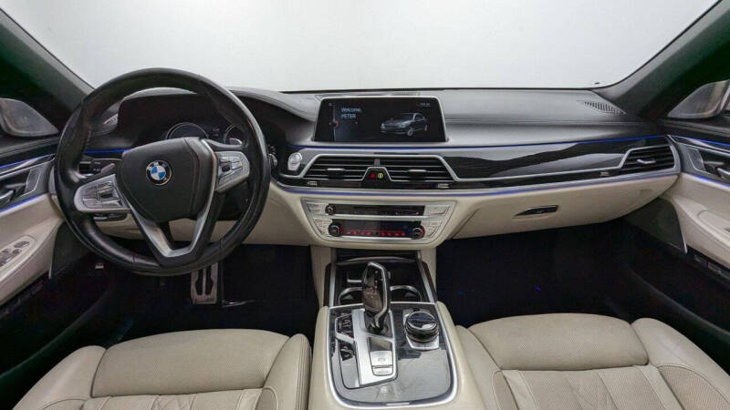 2017 BMW 7 Series 750i