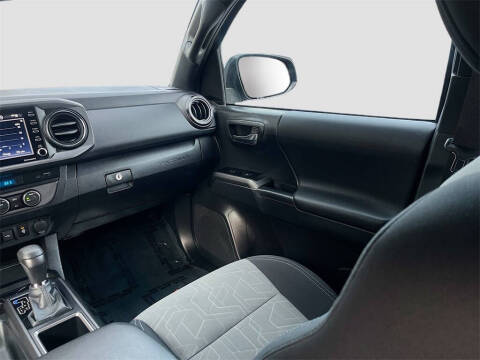 2023 Toyota Tacoma TRD Off-Road