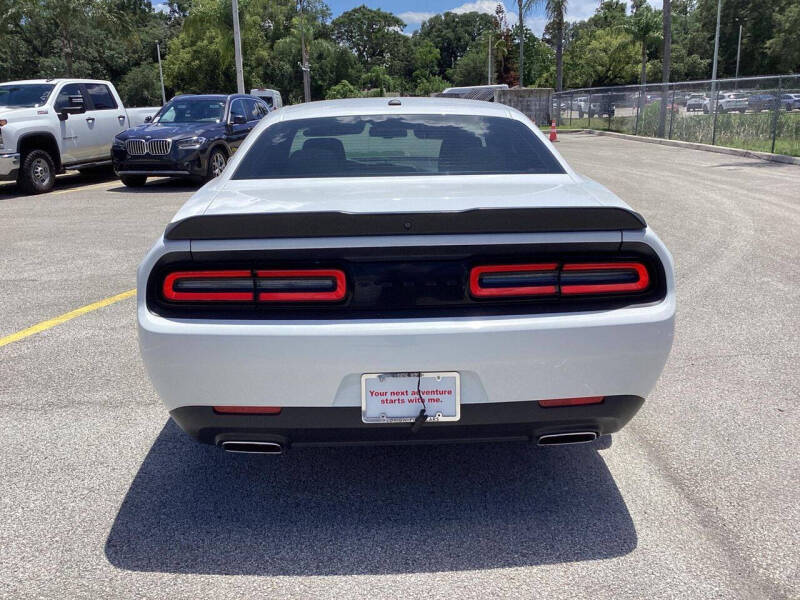 2021 Dodge Challenger SXT