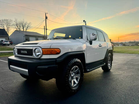 2014 Toyota FJ Cruiser for sale at HillView Motors in Shepherdsville KY