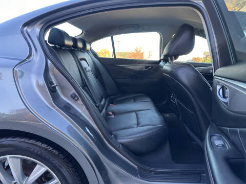 2014 Infiniti Q50