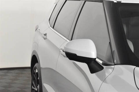 2023 Mitsubishi Outlander SEL