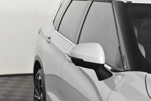 2023 Mitsubishi Outlander SEL