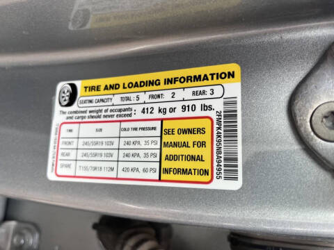 2022 Ford Edge Titanium