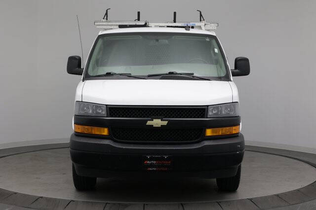 2023 Chevrolet Express 2500