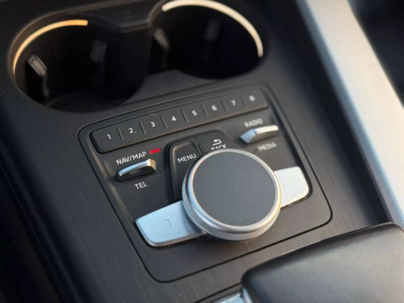 2017 Audi A4 2.0T quattro Premium