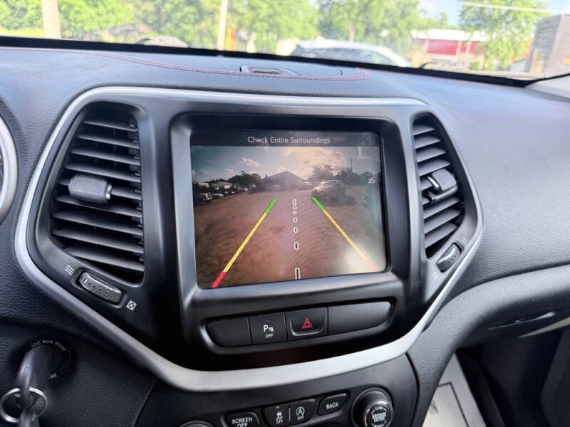 2016 Jeep Cherokee Trailhawk