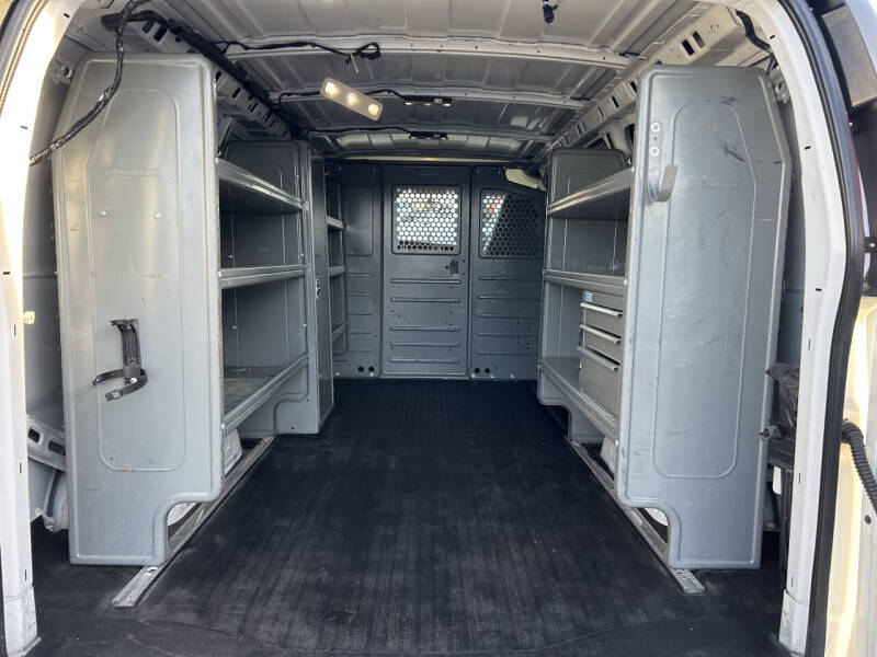 2020 Chevrolet Express 2500