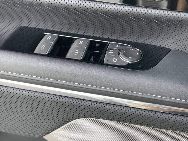 2025 GMC Sierra EV Denali