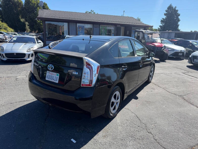 2012 Toyota Prius Two