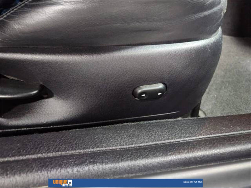 2003 Ford Thunderbird