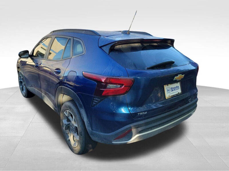 2024 Chevrolet Trax LT