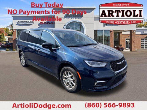 2025 Chrysler Pacifica Select