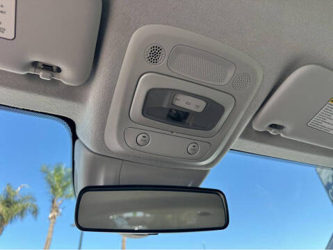 2024 FIAT 500e Inspi(RED)