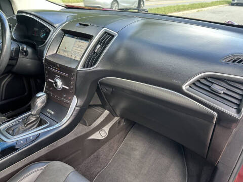 2017 Ford Edge Sport