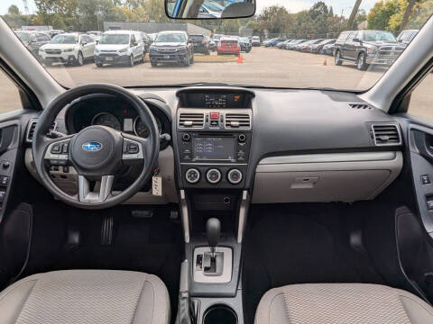 2017 Subaru Forester 2.5i