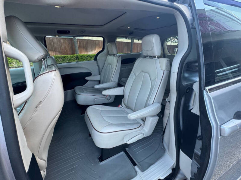 2020 Chrysler Pacifica Limited